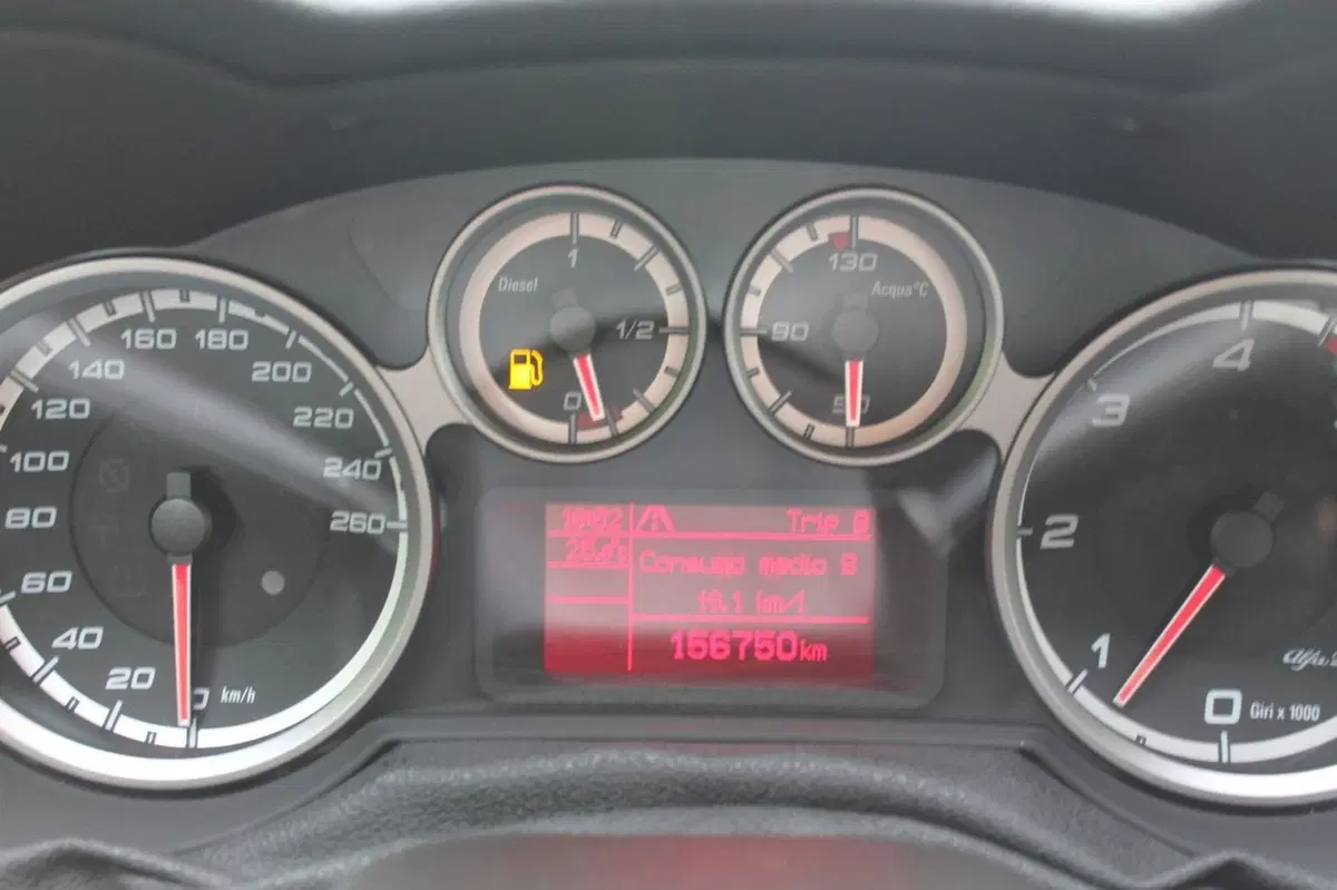 Alfa Romeo MiTo usata a Cuneo (10)