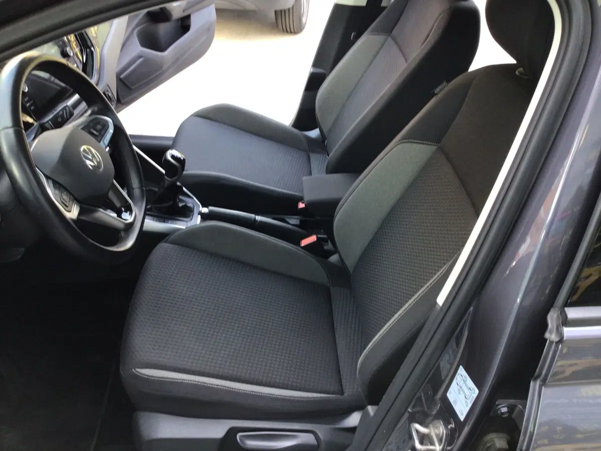 Volkswagen Polo usata a Genova (13)