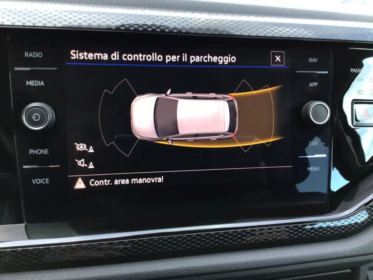 Volkswagen Polo usata a Genova (19)