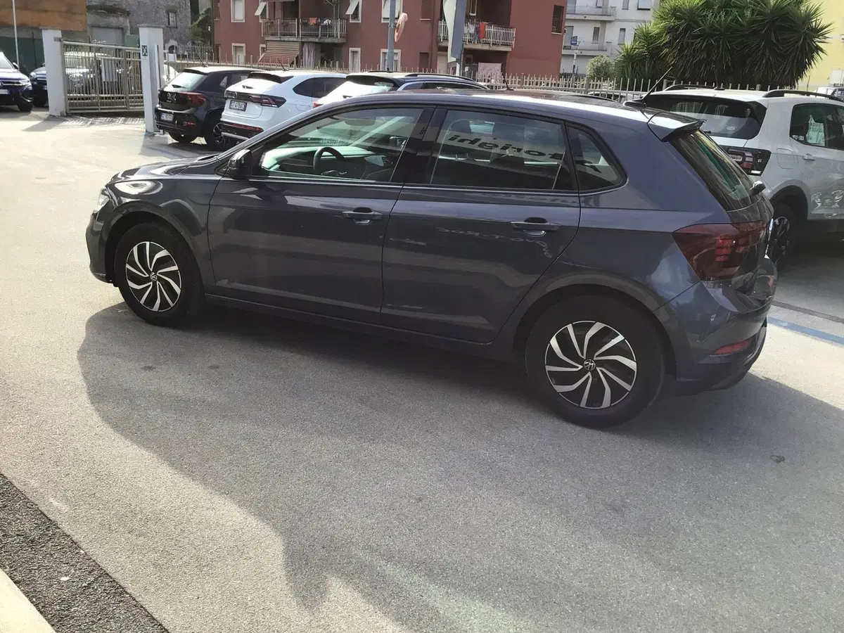 Volkswagen Polo usata a Genova (8)