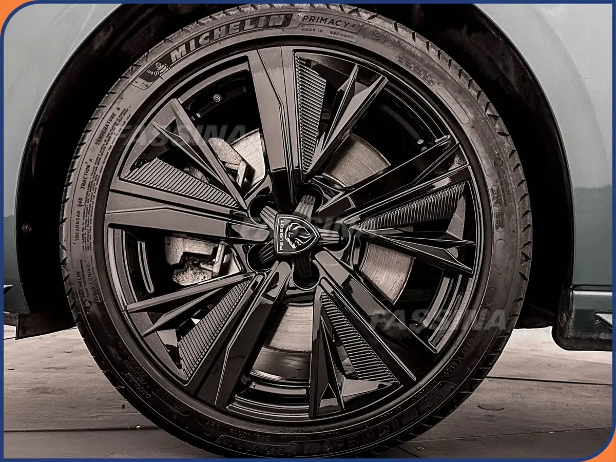 Peugeot 308 SW usata a Milano (7)