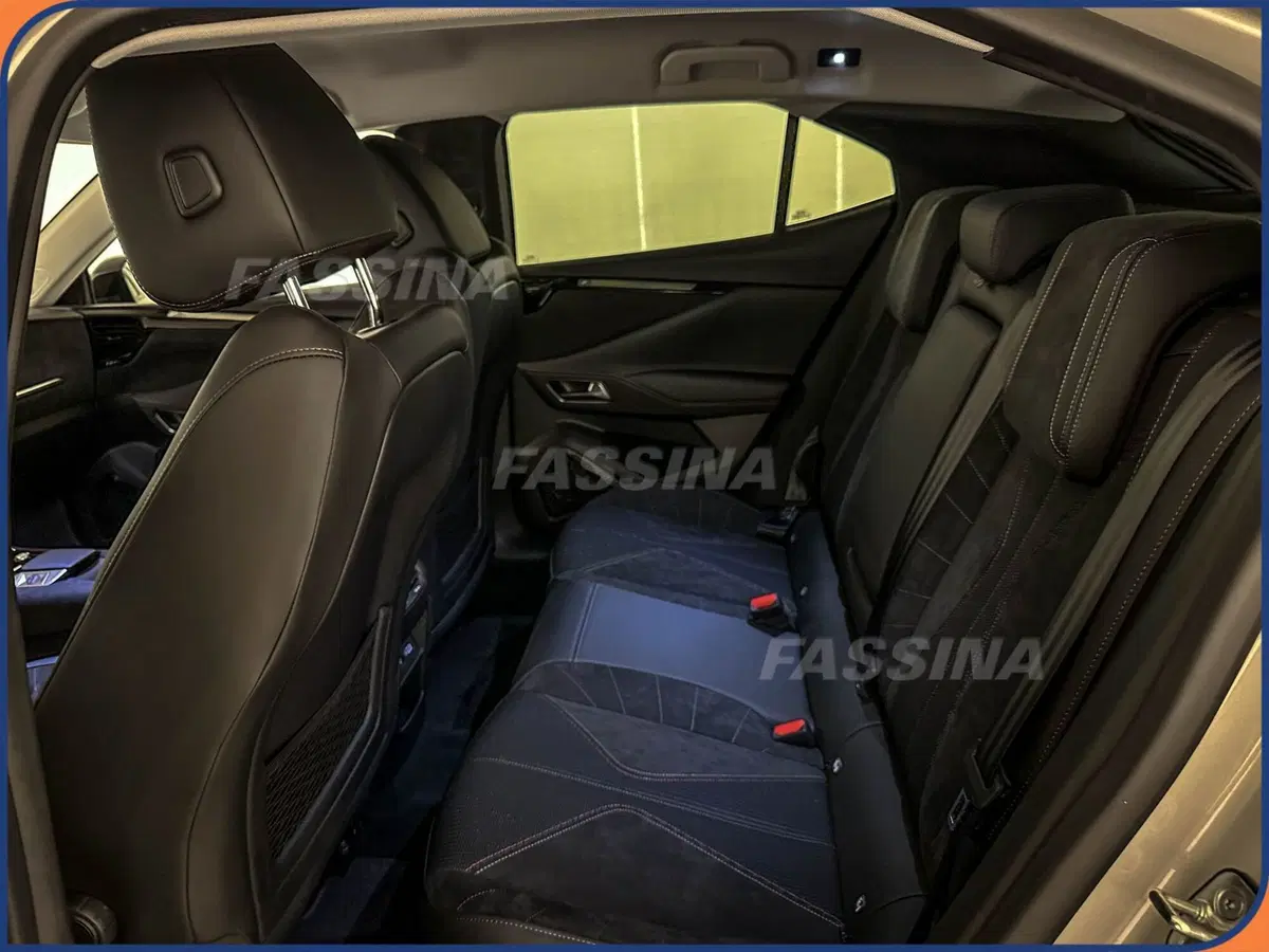 Ds DS 4 nuova a Milano (10)