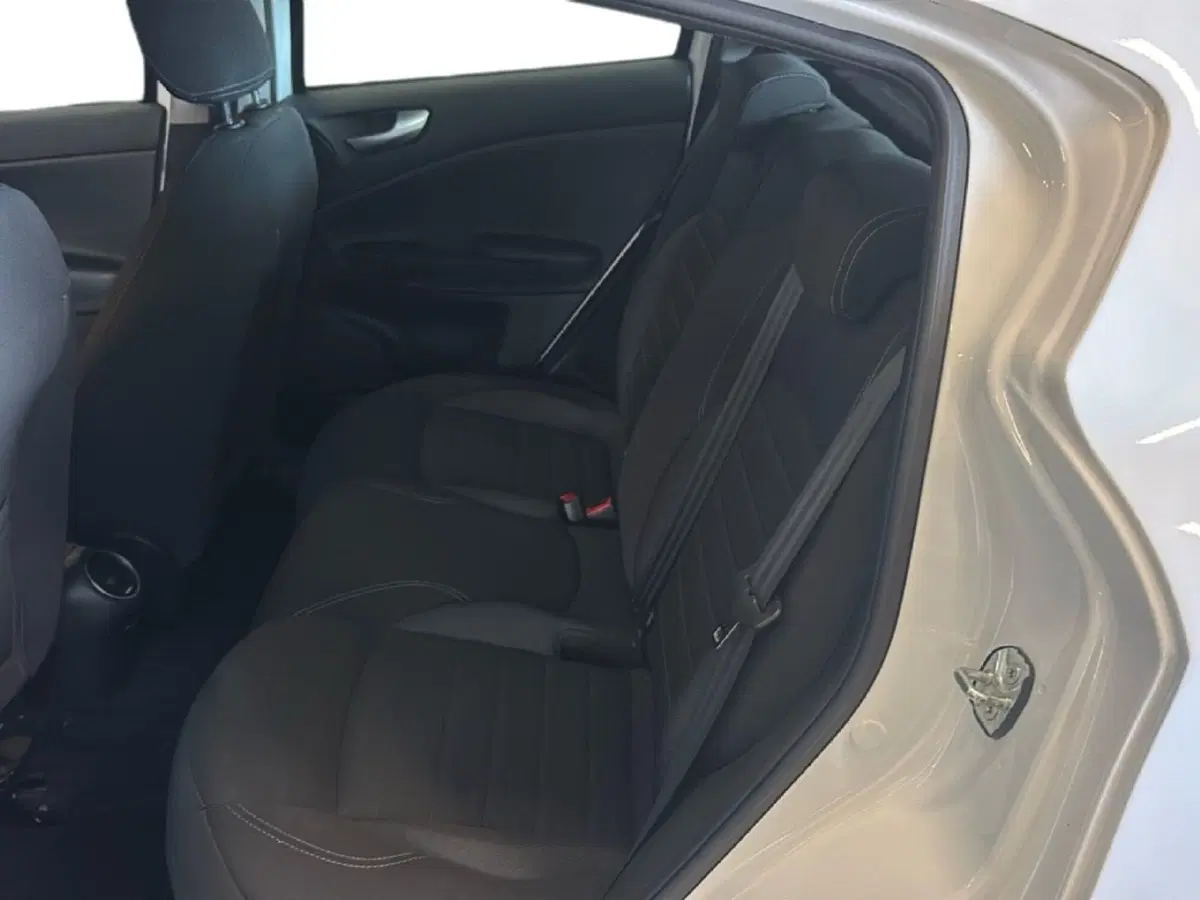 Alfa Romeo Giulietta usata a Arezzo (16)