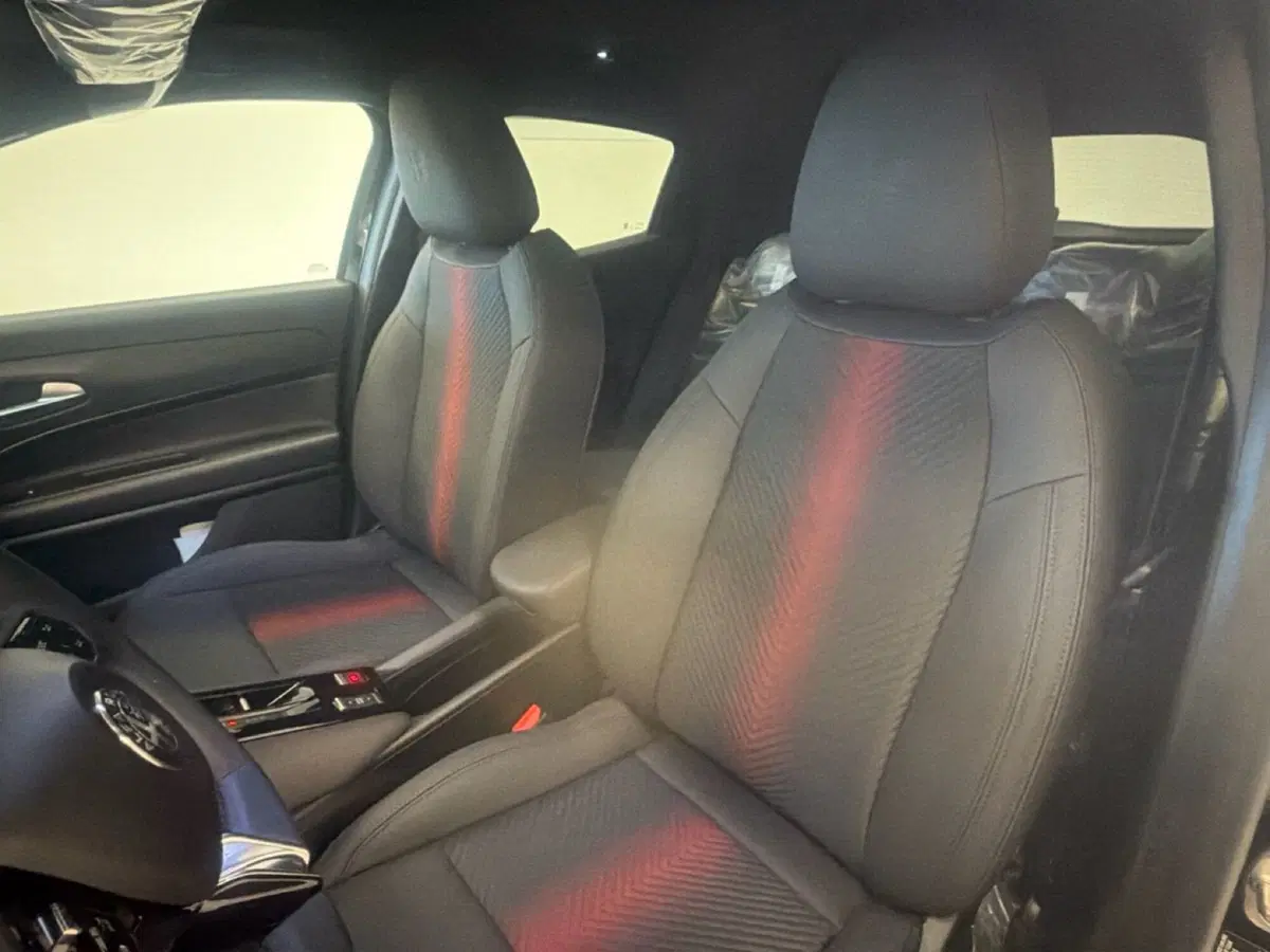 Alfa Romeo Junior nuova a Palermo (10)