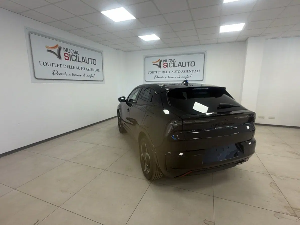 Alfa Romeo Junior nuova a Palermo (19)