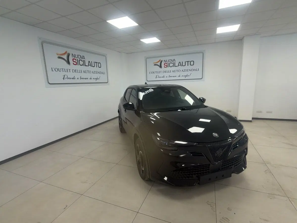 Alfa Romeo Junior nuova a Palermo (4)