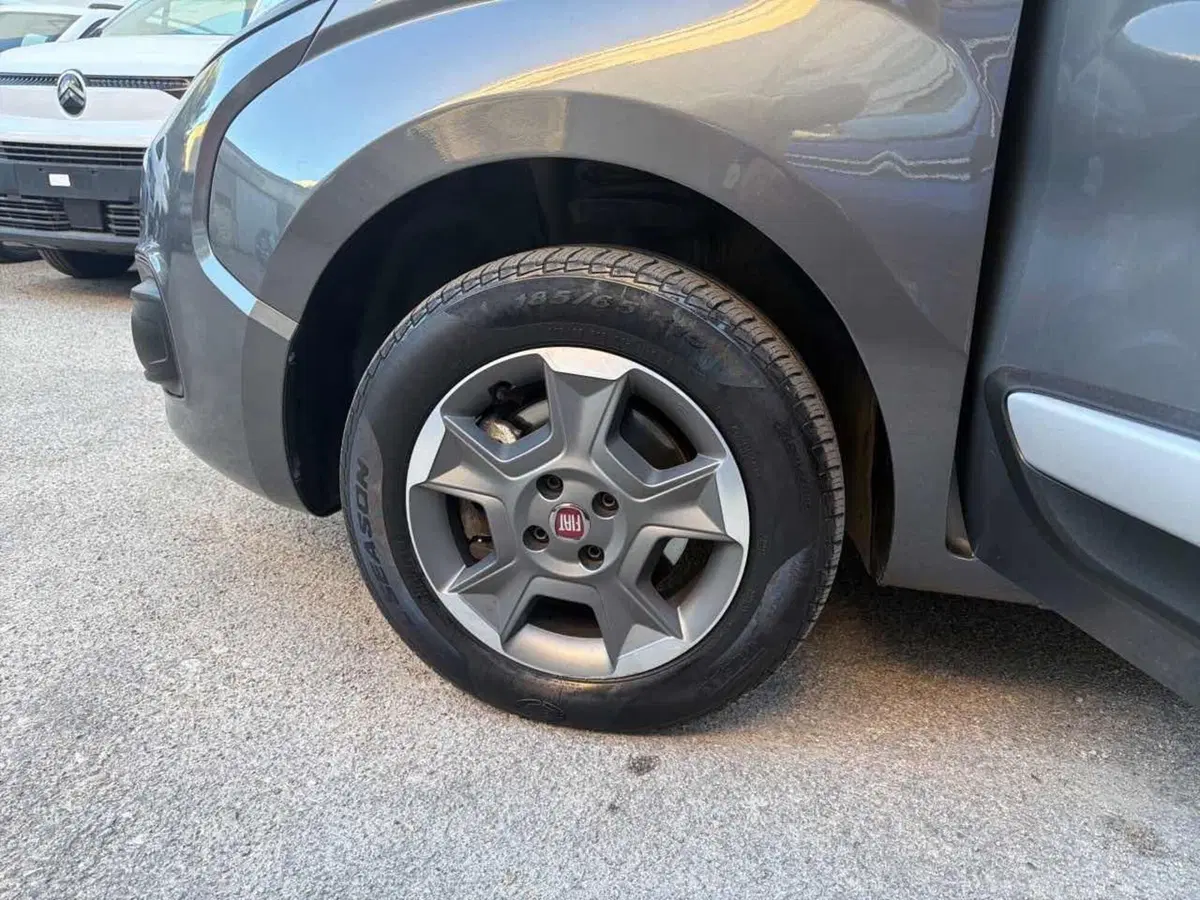 Fiat Fiorino usata a Foggia (11)