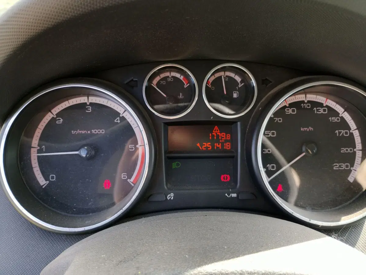 Peugeot 308 SW usata a Ravenna (15)