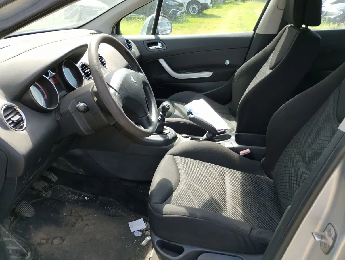 Peugeot 308 SW usata a Ravenna (3)