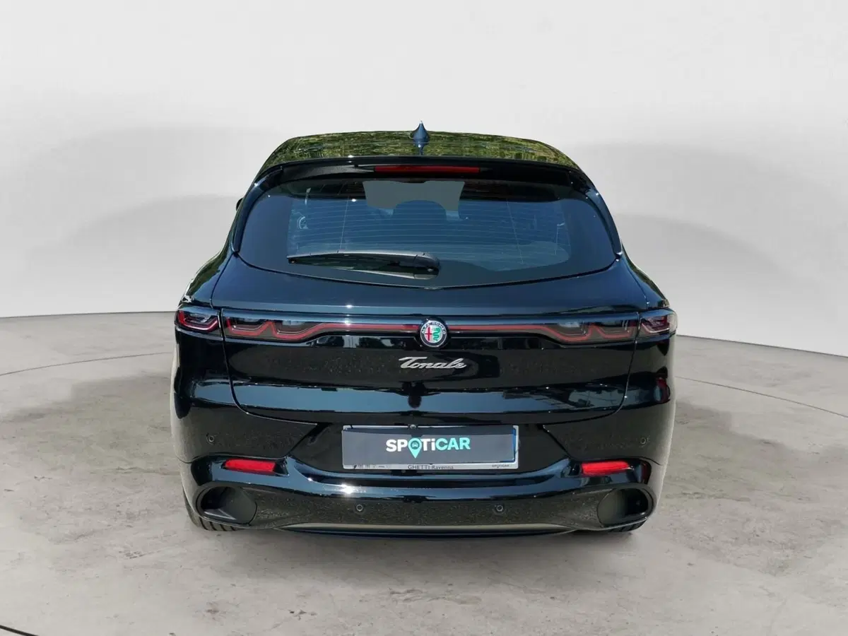 Alfa Romeo Tonale nuova a Ravenna (12)