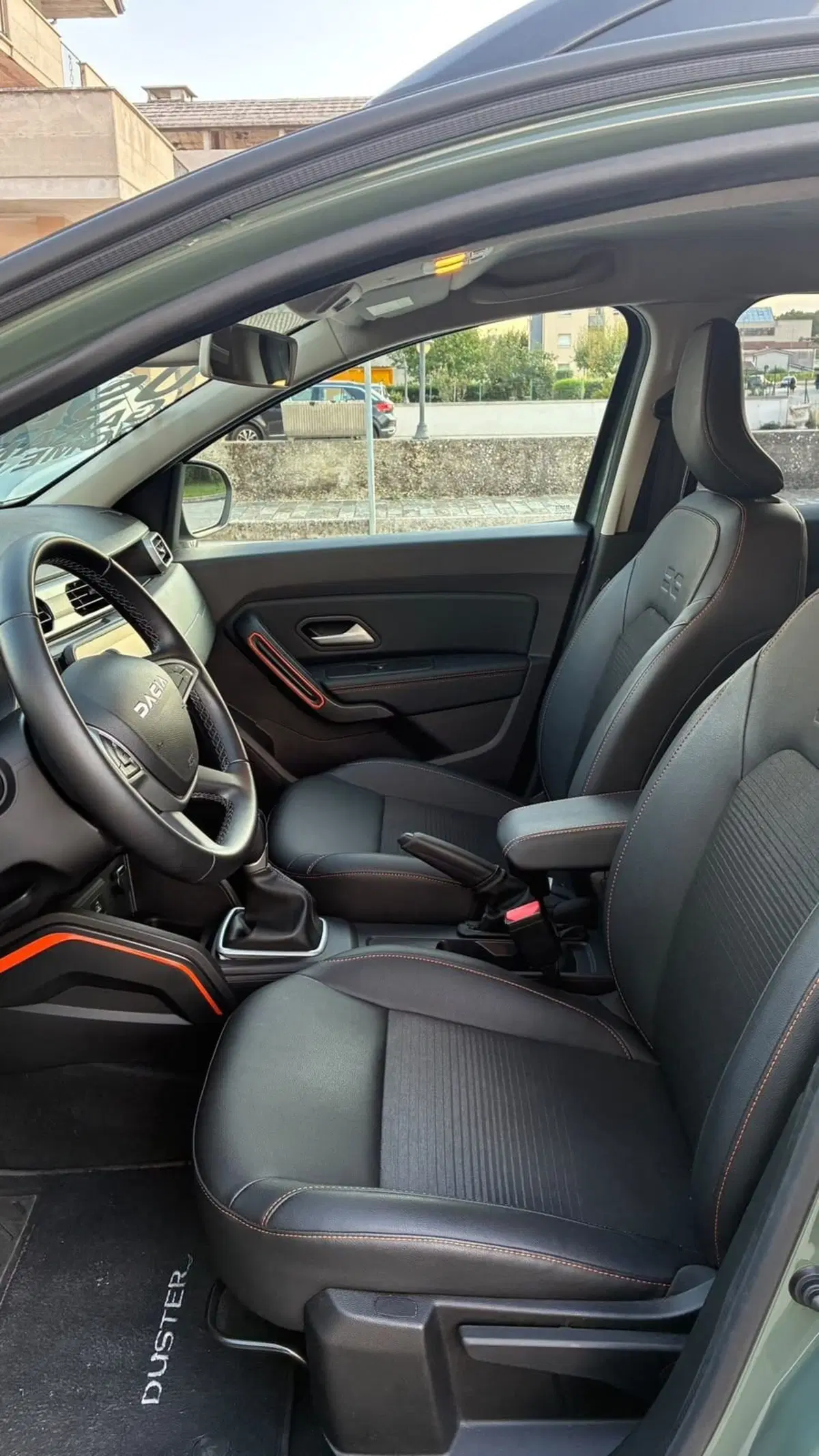 Dacia Duster usata a Frosinone (10)