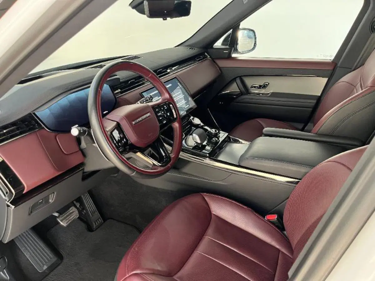 Land Rover Range Rover Sport usata a Venezia (10)