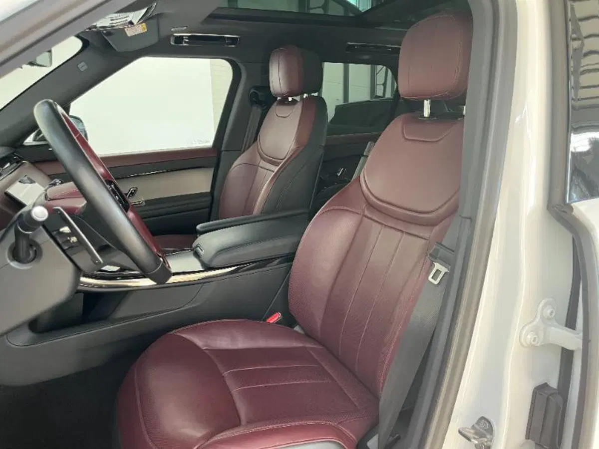Land Rover Range Rover Sport usata a Venezia (11)