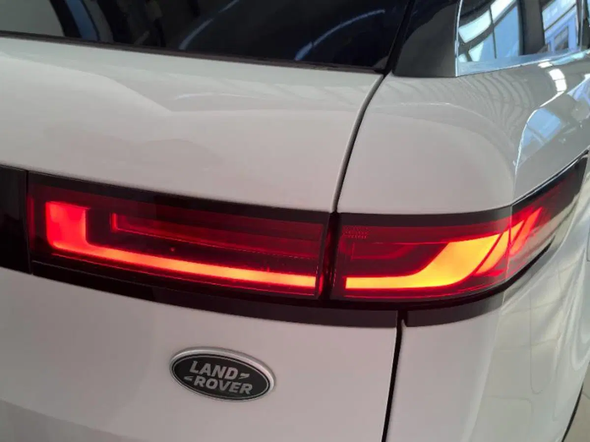 Land Rover Range Rover Sport usata a Venezia (7)