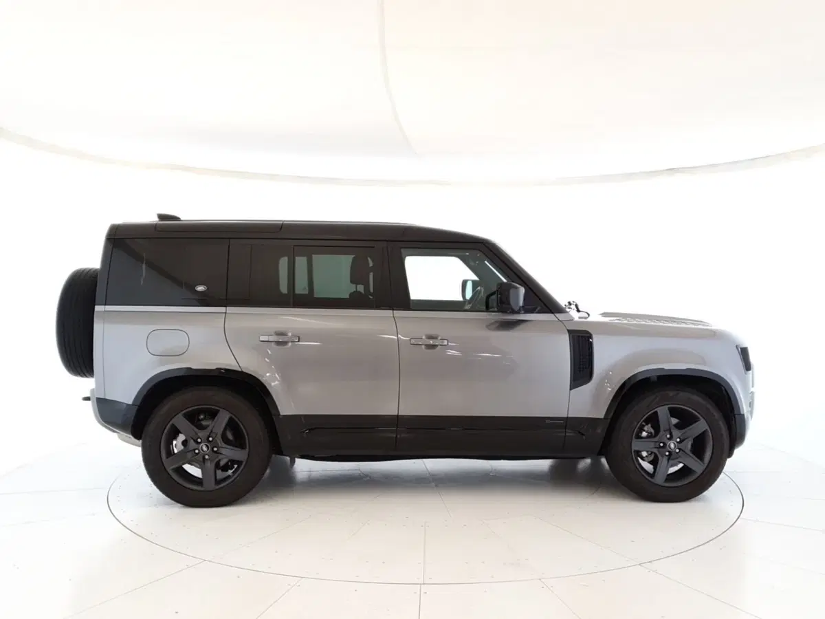 Land Rover Defender usata a Monza e Brianza (6)