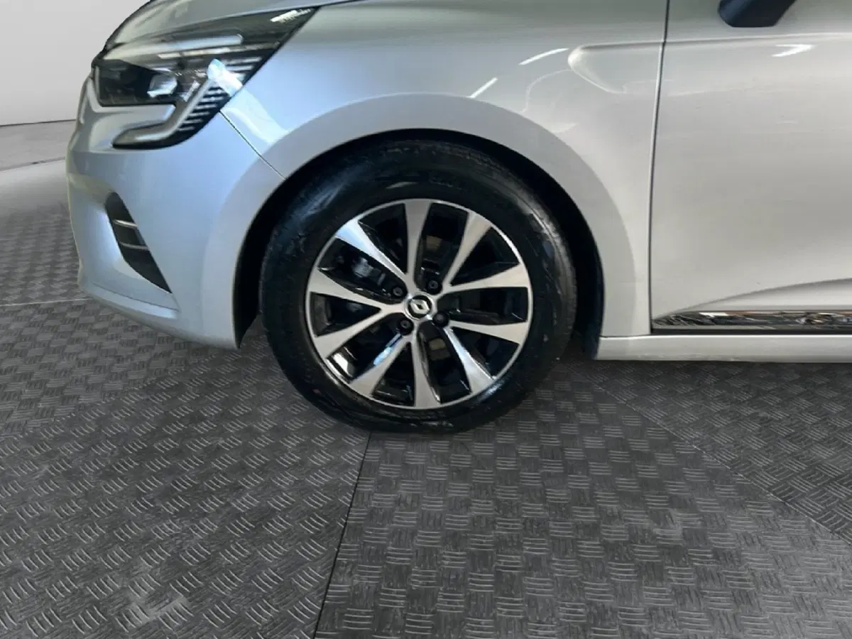 Renault Clio usata a Roma (9)