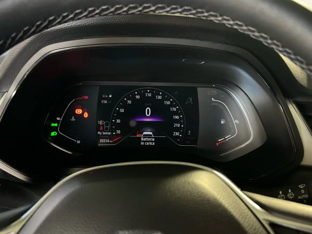 Renault Captur usata a Roma (13)