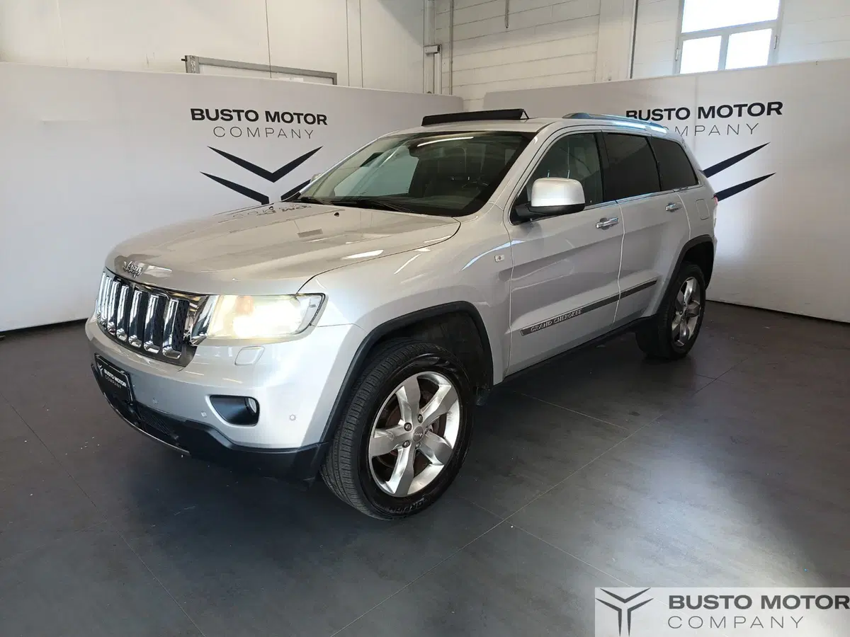 Jeep Grand Cherokee usata a Varese (2)