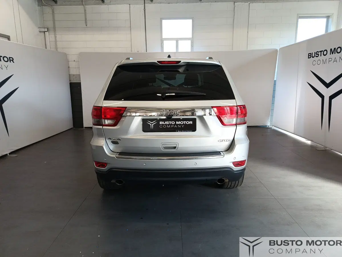 Jeep Grand Cherokee usata a Varese (6)