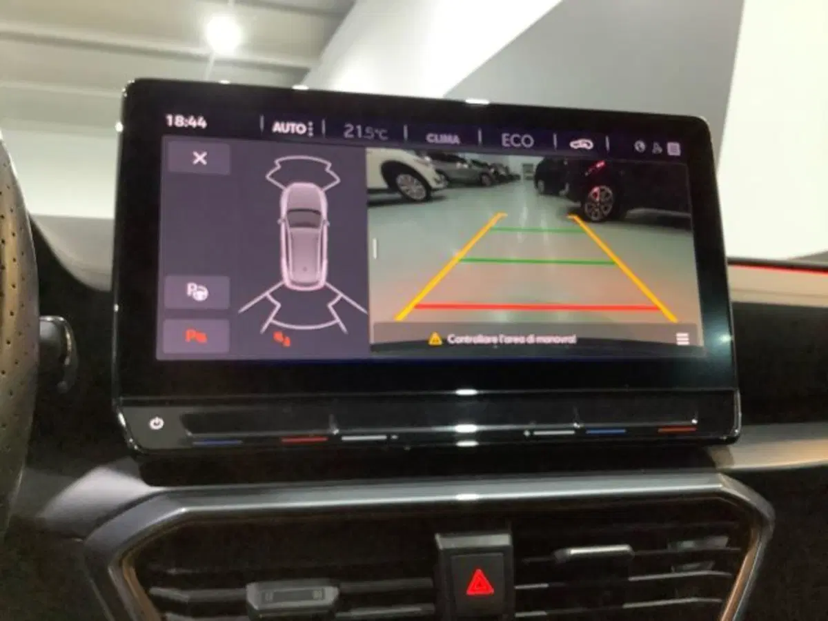 Cupra Formentor usata a Catania (17)