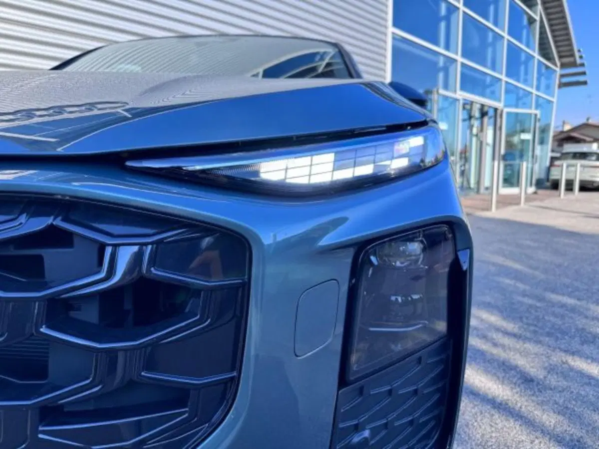 Audi Q3 Sportback usata a Treviso (13)