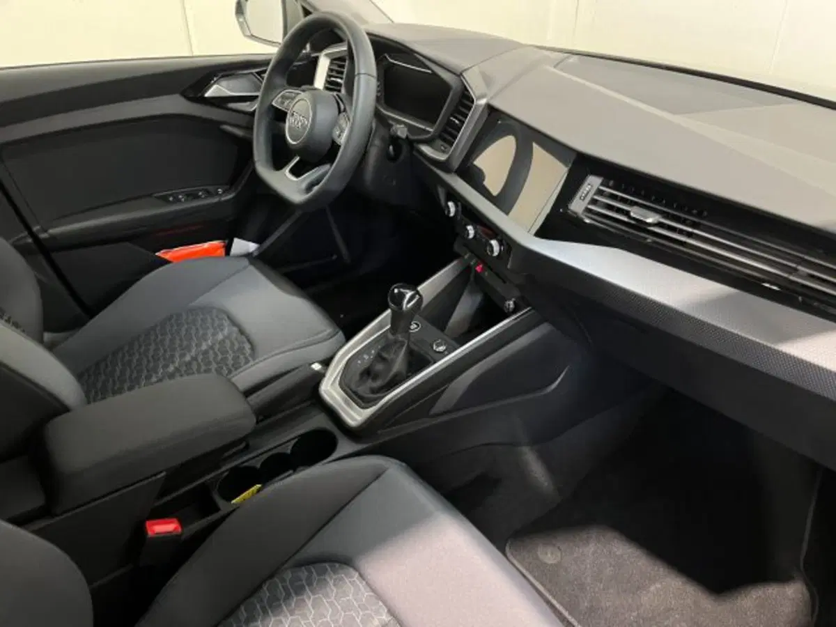 Audi A1 Sportback nuova a Treviso (3)