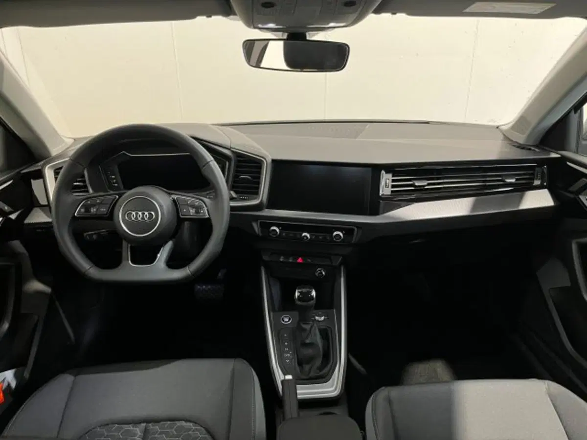 Audi A1 Sportback nuova a Treviso (4)