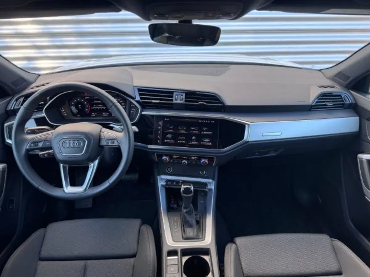 Audi Q3 Sportback nuova a Treviso (4)