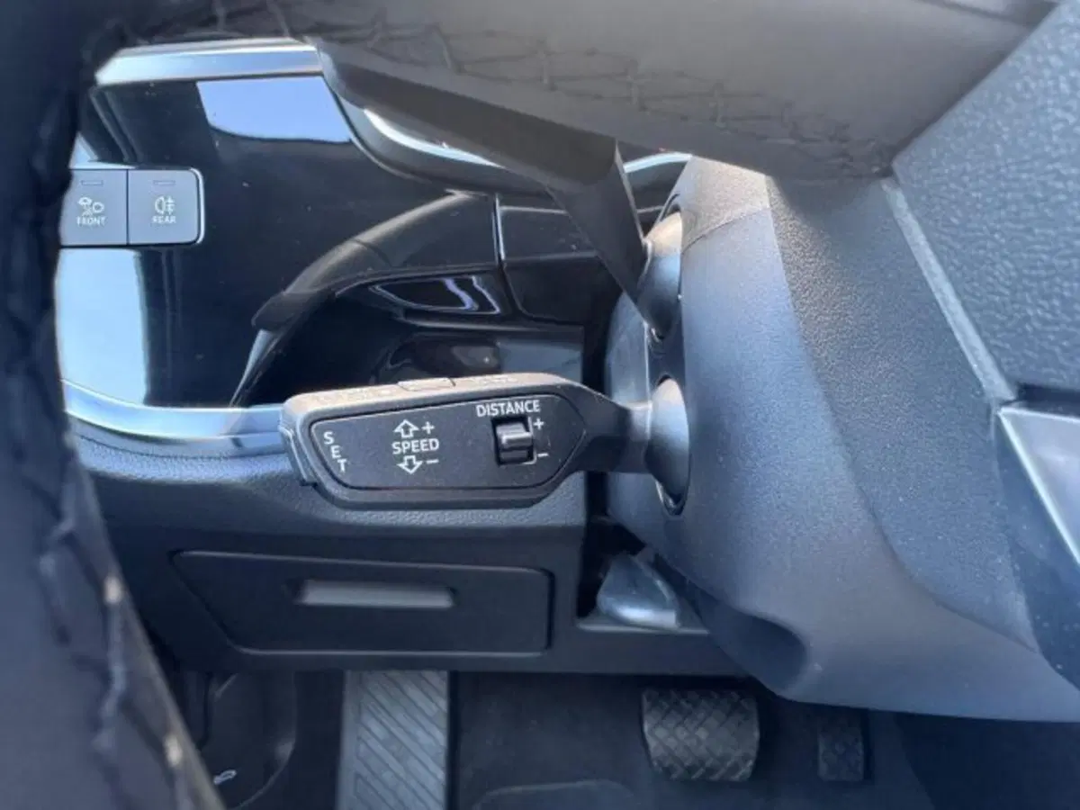 Audi Q3 Sportback nuova a Treviso (9)