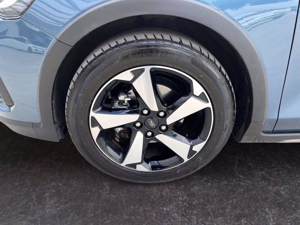 Ford Focus Station Wagon usata a Milano (9)