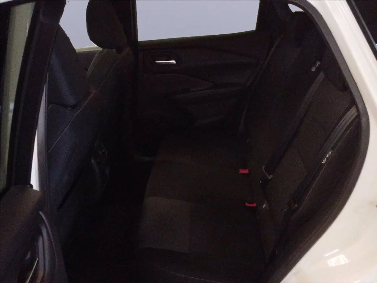 Nissan Qashqai usata a Milano (11)