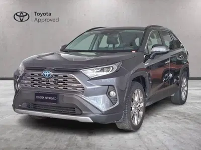 Toyota Rav4 vvt-ie h Lounge awd-i 222cv e-cvt del 2021 usata a Torino