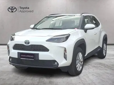 Toyota Yaris Cross 1.5h GR Sport Black Sky fwd 116cv e-cvt del 2023 usata a Torino