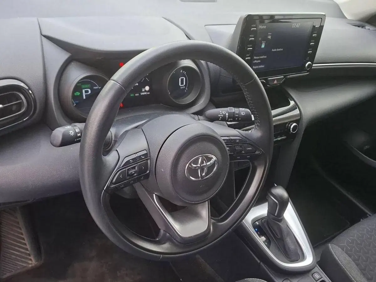 Toyota Yaris Cross usata a Torino (11)
