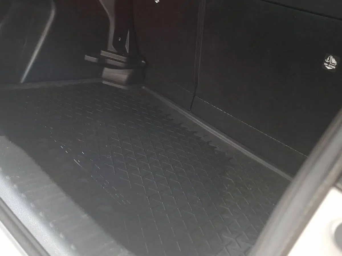 Toyota Yaris Cross usata a Torino (13)