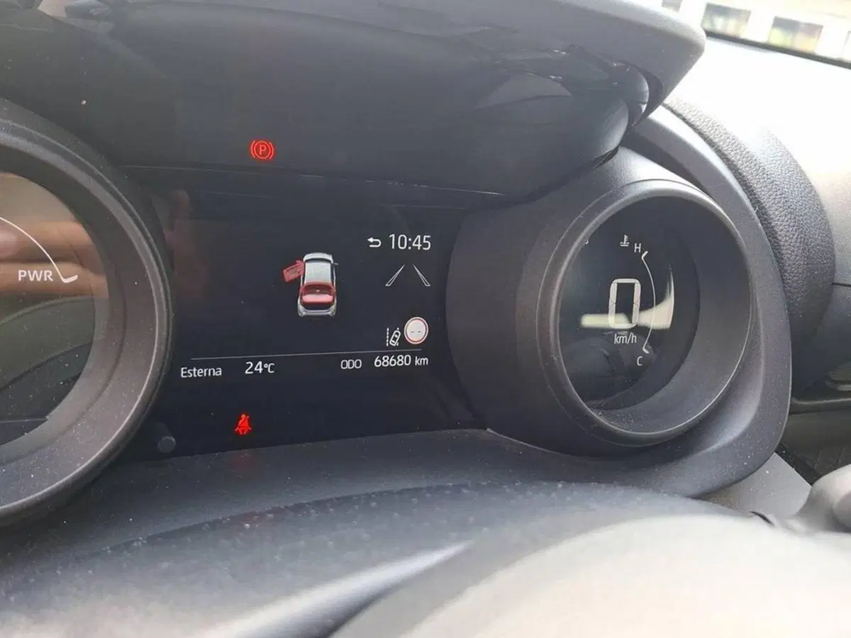 Toyota Yaris Cross usata a Torino (7)