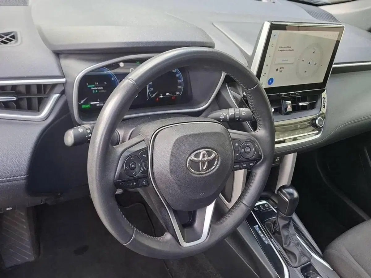 Toyota Corolla Cross Hybrid usata a Torino (11)