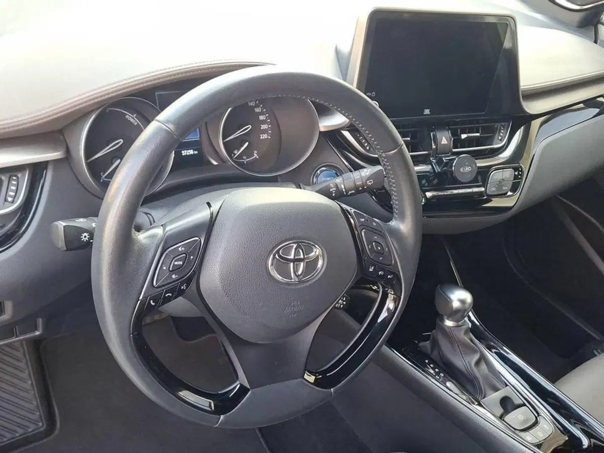 Toyota Toyota C-HR usata a Torino (10)
