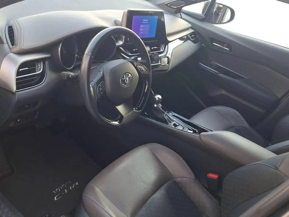 Toyota Toyota C-HR usata a Torino (11)