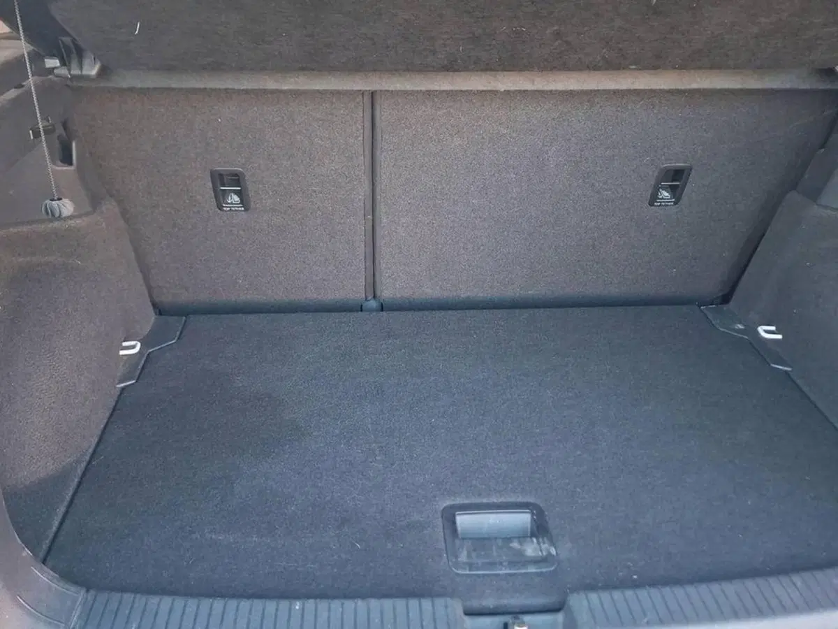 Volkswagen T-Cross usata a Torino (12)