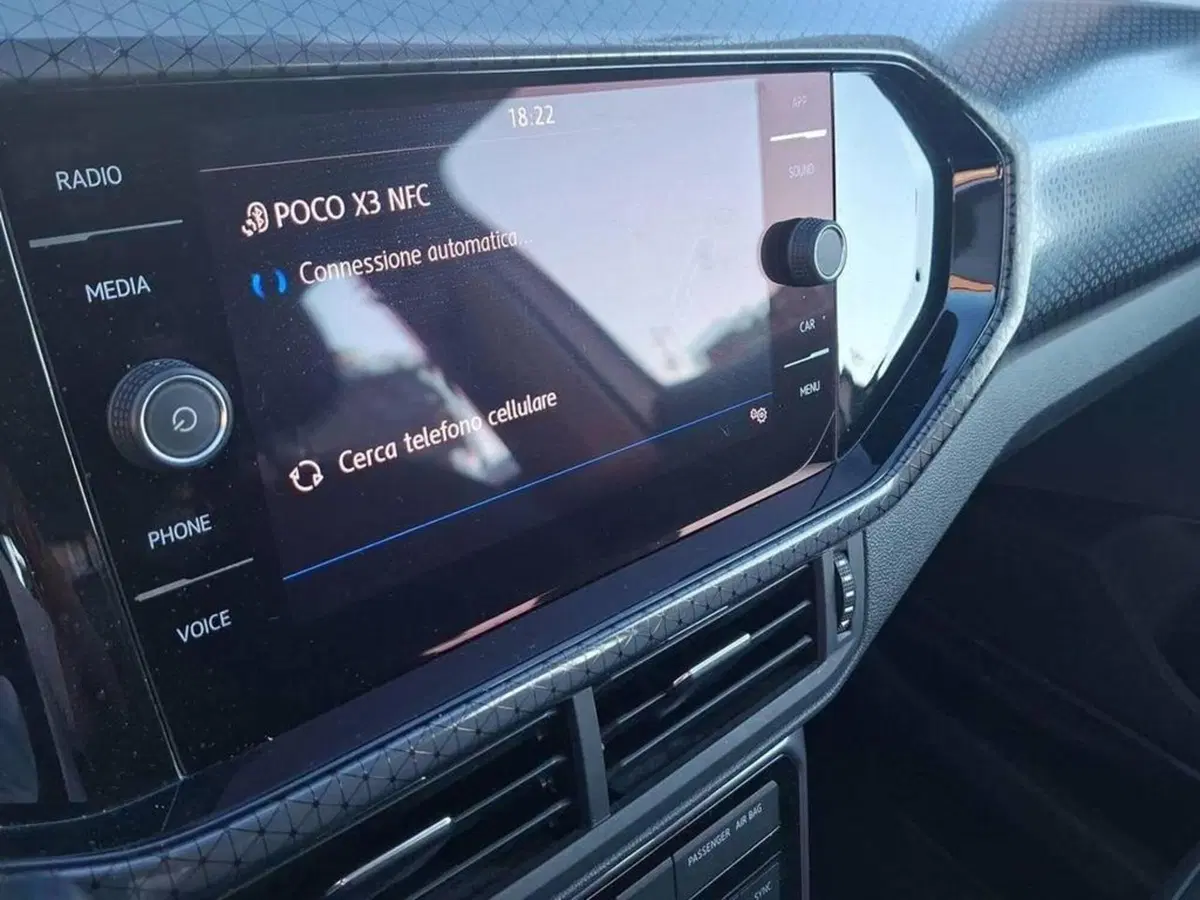 Volkswagen T-Cross usata a Torino (7)
