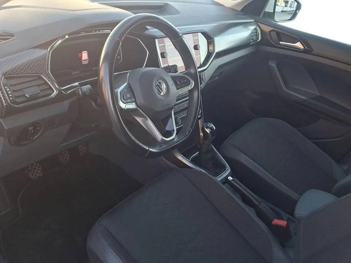 Volkswagen T-Cross usata a Torino (9)