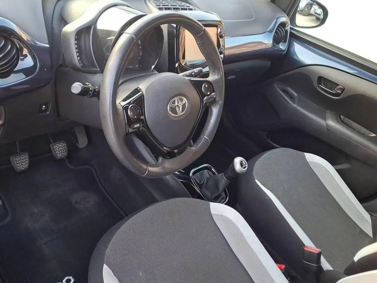 Toyota Aygo usata a Torino (9)