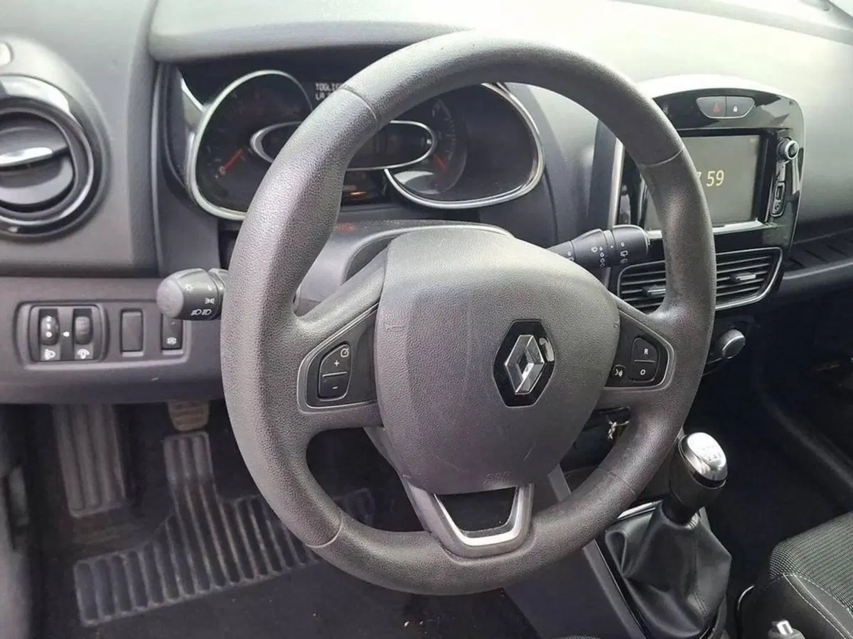 Renault Clio usata a Torino (10)