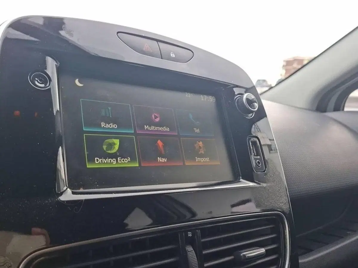 Renault Clio usata a Torino (7)
