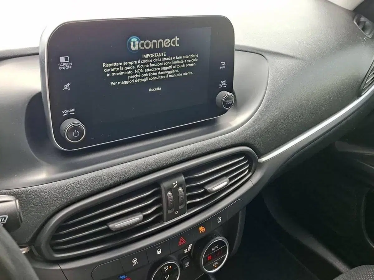 Fiat Tipo usata a Torino (7)