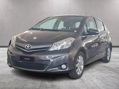 Toyota Yaris 1.3 5 porte Active del 2012 usata a Torino