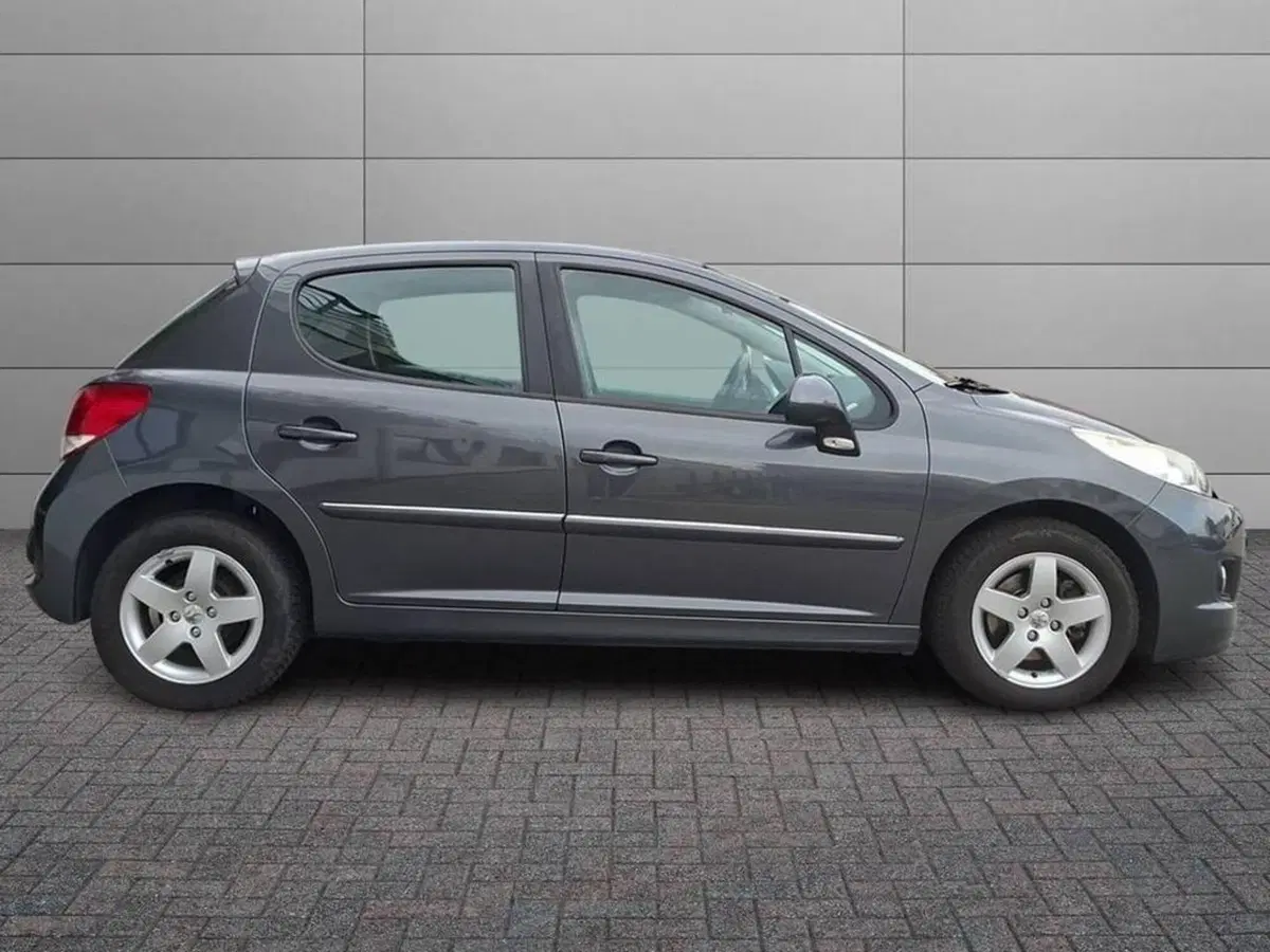 Peugeot 207 usata a Torino (3)