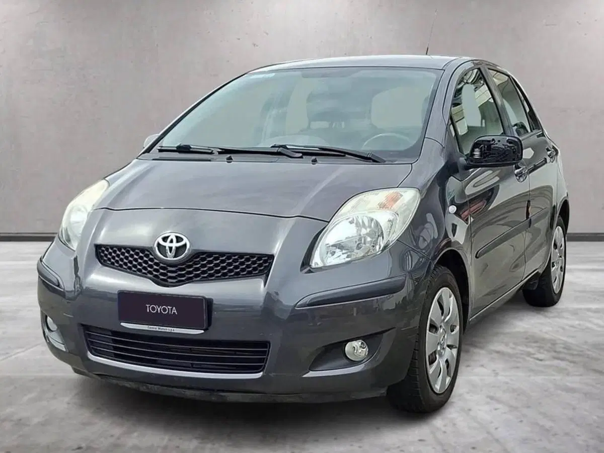 Toyota Yaris usata a Torino