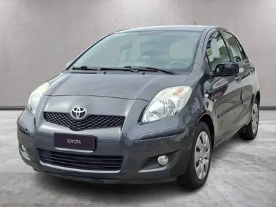 Toyota Yaris 1.0 5 porte Sol del 2009 usata a Torino